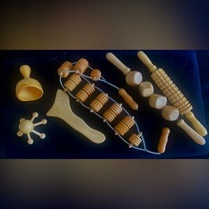 A Maderotherapy Wood Therapy Set is a collection of wooden tools